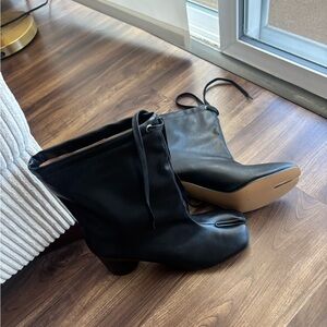 Black Leather Tabi Boots